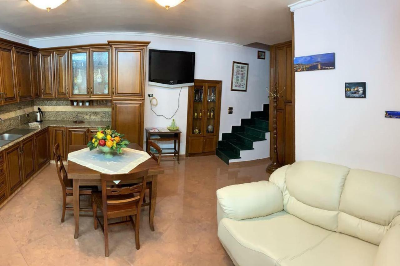Вилла San Gennaro House Неаполь Экстерьер фото